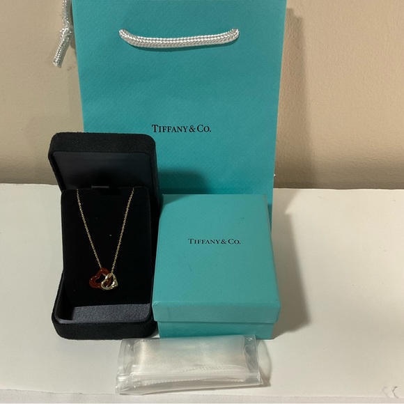 Tiffany Double Open Heart Carved Red Carnelian 18K Yellow Gold Necklace 18" - Picture 15 of 15